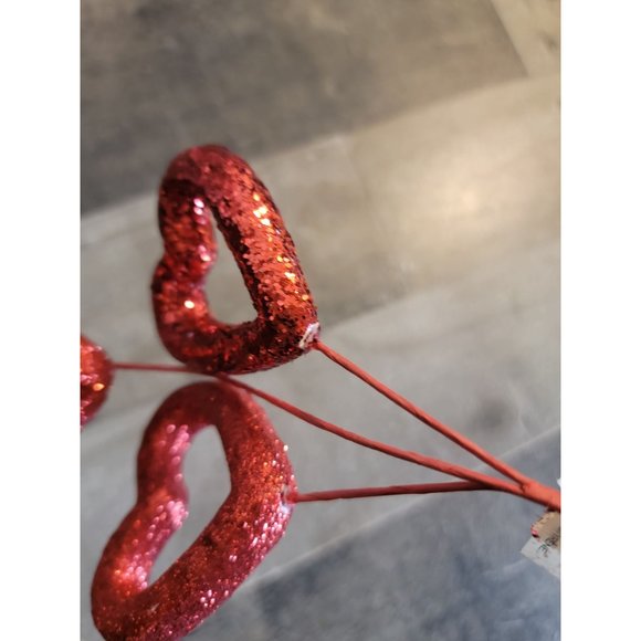Red glitter heart Valentine's Day AS IS floral stick decor - Picture 6 of 7